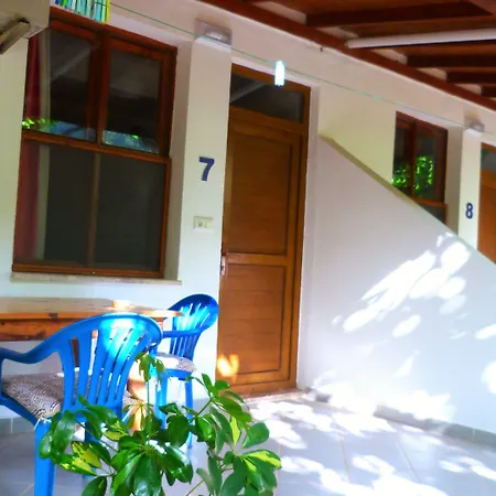 Casa de hóspedes Simge Çıralı