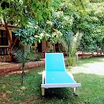 Simge Πανσιόν Çıralı